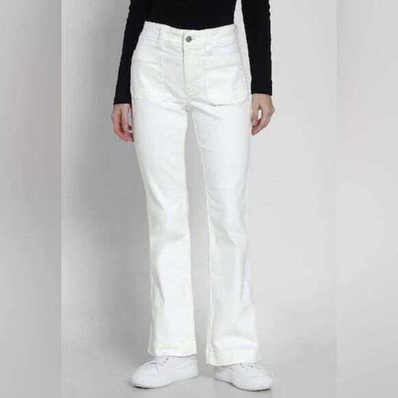 American Eagle Outfitters Pants - American Eagle Outfitters Cream Flare Jeans